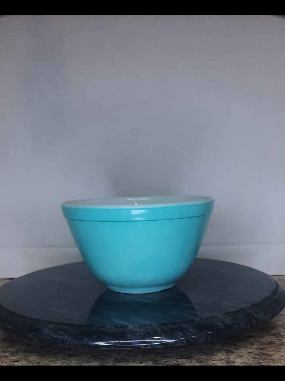 Pyrex Robin's Egg Turquoise 401 Mixing Bowl